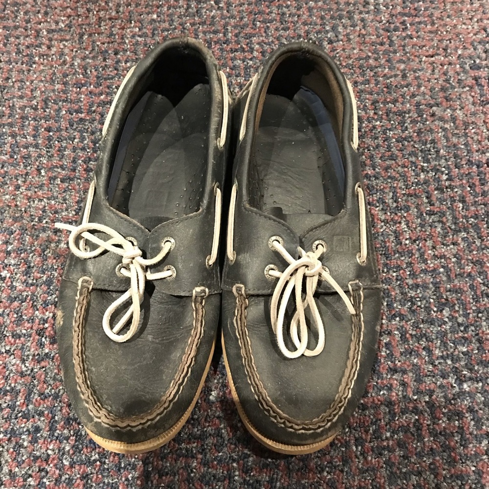 Men’s Sperry boat shoes